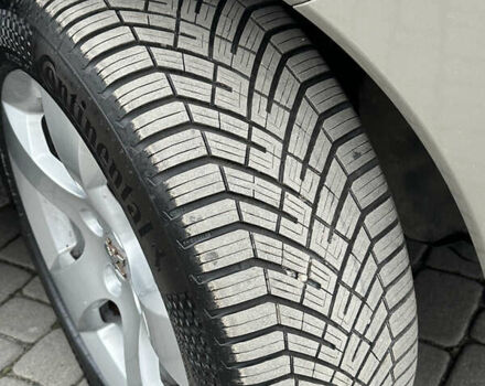 Серый Пежо 3008, объемом двигателя 1.6 л и пробегом 208 тыс. км за 9750 $, фото 8 на Automoto.ua