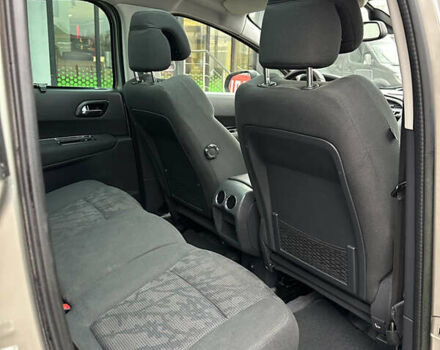 Серый Пежо 3008, объемом двигателя 1.6 л и пробегом 208 тыс. км за 9750 $, фото 29 на Automoto.ua