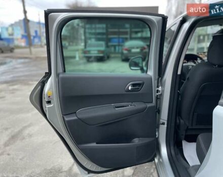 Серый Пежо 3008, объемом двигателя 1.6 л и пробегом 228 тыс. км за 12600 $, фото 46 на Automoto.ua
