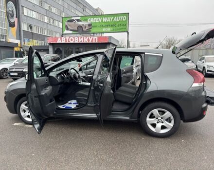 Серый Пежо 3008, объемом двигателя 1.6 л и пробегом 171 тыс. км за 14600 $, фото 12 на Automoto.ua