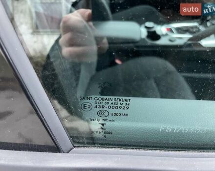 Серый Пежо 3008, объемом двигателя 1.6 л и пробегом 228 тыс. км за 12600 $, фото 67 на Automoto.ua