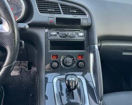 Серый Пежо 3008, объемом двигателя 2 л и пробегом 276 тыс. км за 9900 $, фото 4 на Automoto.ua