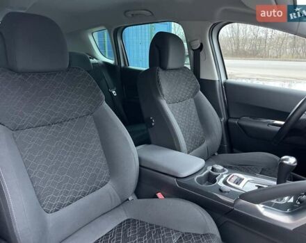 Серый Пежо 3008, объемом двигателя 1.6 л и пробегом 228 тыс. км за 12600 $, фото 41 на Automoto.ua