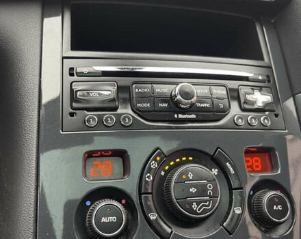 Сірий Пежо 3008, об'ємом двигуна 1.6 л та пробігом 199 тис. км за 10999 $, фото 134 на Automoto.ua