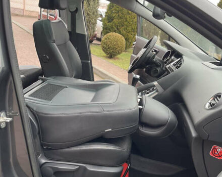 Сірий Пежо 3008, об'ємом двигуна 1.6 л та пробігом 199 тис. км за 10999 $, фото 117 на Automoto.ua