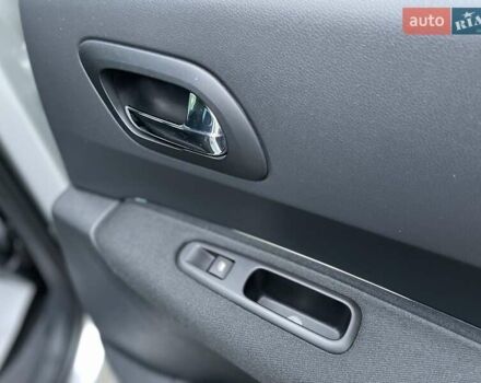 Серый Пежо 3008, объемом двигателя 1.6 л и пробегом 228 тыс. км за 12600 $, фото 36 на Automoto.ua