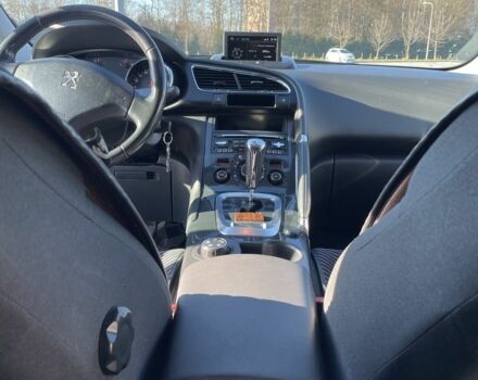 Серый Пежо 3008, объемом двигателя 1.6 л и пробегом 220 тыс. км за 11000 $, фото 7 на Automoto.ua