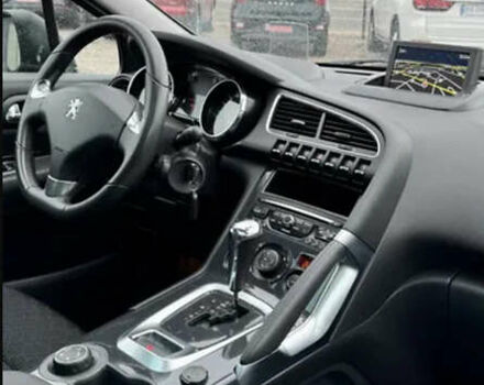 Серый Пежо 3008, объемом двигателя 1.6 л и пробегом 105 тыс. км за 12600 $, фото 13 на Automoto.ua