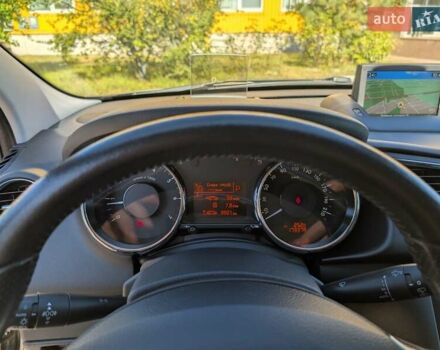 Серый Пежо 3008, объемом двигателя 1.6 л и пробегом 180 тыс. км за 9000 $, фото 2 на Automoto.ua