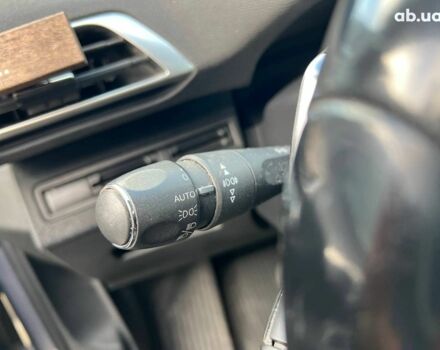 Пежо 3008 2017 в Львове на Automoto.ua Серый Пежо 3008, объемом двигателя 1.6 л и пробегом 187 тыс. км за 18290 $, фото 32 на Automoto.ua