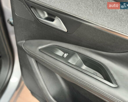 Серый Пежо 3008, объемом двигателя 1.6 л и пробегом 198 тыс. км за 17300 $, фото 24 на Automoto.ua