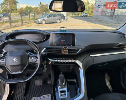 Серый Пежо 3008, объемом двигателя 1.56 л и пробегом 137 тыс. км за 16500 $, фото 7 на Automoto.ua