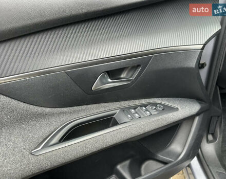 Сірий Пежо 3008, об'ємом двигуна 1.56 л та пробігом 206 тис. км за 18700 $, фото 12 на Automoto.ua