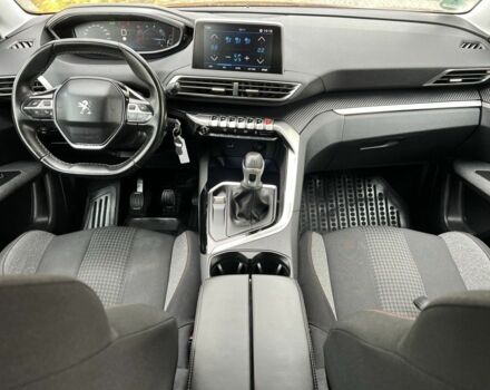 Серый Пежо 3008, объемом двигателя 2 л и пробегом 183 тыс. км за 17300 $, фото 9 на Automoto.ua