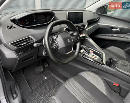 Серый Пежо 3008, объемом двигателя 1.56 л и пробегом 206 тыс. км за 17777 $, фото 32 на Automoto.ua