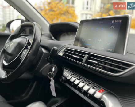 Серый Пежо 3008, объемом двигателя 2 л и пробегом 180 тыс. км за 17300 $, фото 30 на Automoto.ua