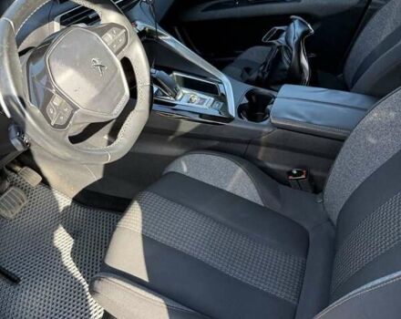 Серый Пежо 3008, объемом двигателя 1.56 л и пробегом 139 тыс. км за 21500 $, фото 4 на Automoto.ua