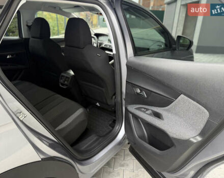 Серый Пежо 3008, объемом двигателя 1.56 л и пробегом 206 тыс. км за 17777 $, фото 52 на Automoto.ua