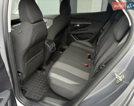 Серый Пежо 3008, объемом двигателя 1.56 л и пробегом 206 тыс. км за 17777 $, фото 45 на Automoto.ua