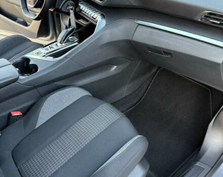 Серый Пежо 3008, объемом двигателя 1.5 л и пробегом 132 тыс. км за 19499 $, фото 24 на Automoto.ua