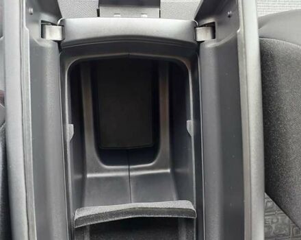 Серый Пежо 3008, объемом двигателя 1.5 л и пробегом 121 тыс. км за 20800 $, фото 48 на Automoto.ua