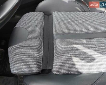 Серый Пежо 3008, объемом двигателя 1.5 л и пробегом 121 тыс. км за 20800 $, фото 21 на Automoto.ua