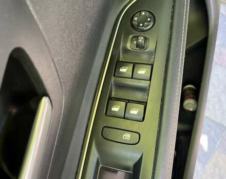 Серый Пежо 3008, объемом двигателя 2 л и пробегом 105 тыс. км за 22000 $, фото 8 на Automoto.ua