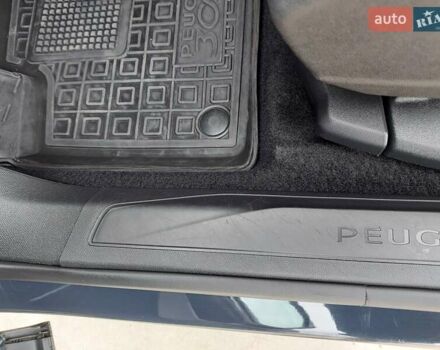Серый Пежо 3008, объемом двигателя 1.5 л и пробегом 121 тыс. км за 20800 $, фото 23 на Automoto.ua