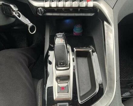 Серый Пежо 3008, объемом двигателя 1.5 л и пробегом 164 тыс. км за 20200 $, фото 10 на Automoto.ua