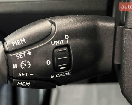 Серый Пежо 3008, объемом двигателя 1.5 л и пробегом 189 тыс. км за 20950 $, фото 19 на Automoto.ua