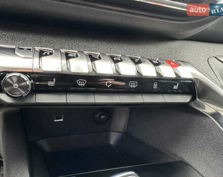 Серый Пежо 3008, объемом двигателя 1.5 л и пробегом 224 тыс. км за 21500 $, фото 76 на Automoto.ua