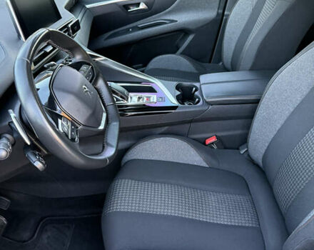 Серый Пежо 3008, объемом двигателя 1.5 л и пробегом 132 тыс. км за 19499 $, фото 18 на Automoto.ua