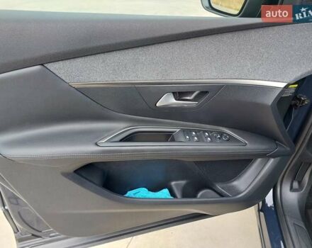 Серый Пежо 3008, объемом двигателя 1.5 л и пробегом 121 тыс. км за 20800 $, фото 19 на Automoto.ua