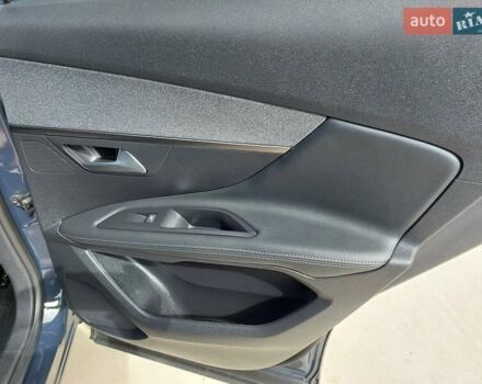 Серый Пежо 3008, объемом двигателя 1.5 л и пробегом 121 тыс. км за 20800 $, фото 62 на Automoto.ua