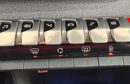 Серый Пежо 3008, объемом двигателя 1.5 л и пробегом 168 тыс. км за 20950 $, фото 24 на Automoto.ua