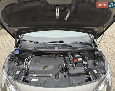 Серый Пежо 3008, объемом двигателя 2 л и пробегом 49 тыс. км за 25800 $, фото 7 на Automoto.ua