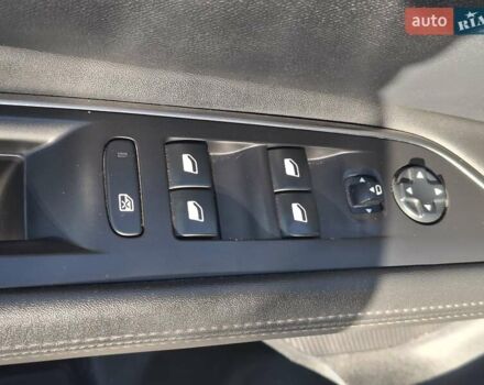 Сірий Пежо 3008, об'ємом двигуна 1.5 л та пробігом 127 тис. км за 21800 $, фото 34 на Automoto.ua