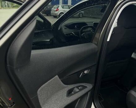 Сірий Пежо 3008, об'ємом двигуна 1.5 л та пробігом 198 тис. км за 20200 $, фото 10 на Automoto.ua