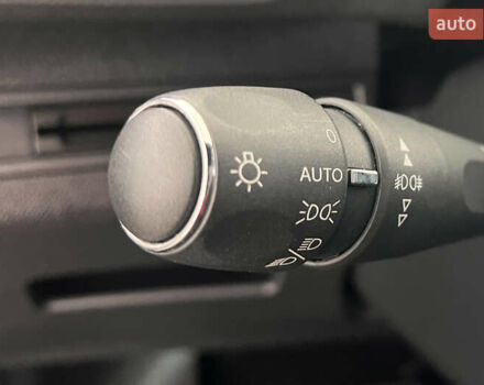 Серый Пежо 3008, объемом двигателя 1.5 л и пробегом 168 тыс. км за 20950 $, фото 16 на Automoto.ua