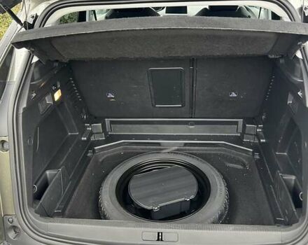 Сірий Пежо 3008, об'ємом двигуна 1.5 л та пробігом 198 тис. км за 20200 $, фото 9 на Automoto.ua