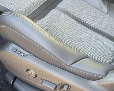 Серый Пежо 3008, объемом двигателя 1.5 л и пробегом 160 тыс. км за 21500 $, фото 18 на Automoto.ua