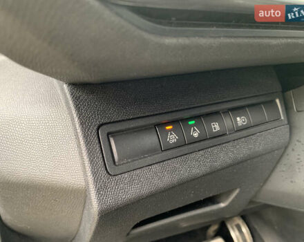 Сірий Пежо 3008, об'ємом двигуна 1.6 л та пробігом 160 тис. км за 25900 $, фото 27 на Automoto.ua