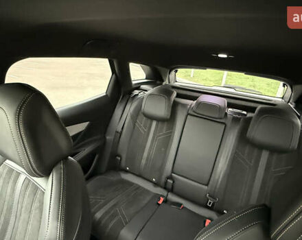 Сірий Пежо 3008, об'ємом двигуна 1.5 л та пробігом 93 тис. км за 25600 $, фото 3 на Automoto.ua