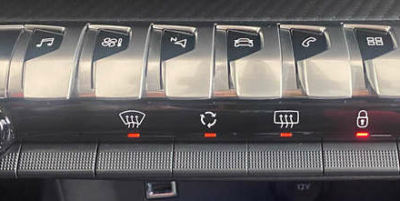 Серый Пежо 3008, объемом двигателя 1.5 л и пробегом 181 тыс. км за 22150 $, фото 23 на Automoto.ua