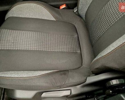 Серый Пежо 3008, объемом двигателя 1.5 л и пробегом 179 тыс. км за 25350 $, фото 16 на Automoto.ua