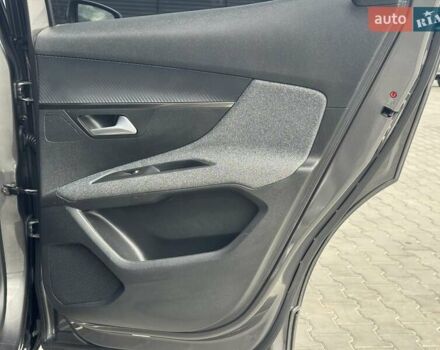 Серый Пежо 3008, объемом двигателя 1.5 л и пробегом 143 тыс. км за 22900 $, фото 28 на Automoto.ua