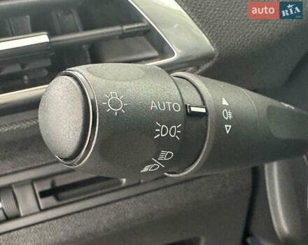 Серый Пежо 3008, объемом двигателя 1.5 л и пробегом 174 тыс. км за 22350 $, фото 15 на Automoto.ua