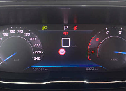 Серый Пежо 3008, объемом двигателя 1.5 л и пробегом 181 тыс. км за 22150 $, фото 13 на Automoto.ua