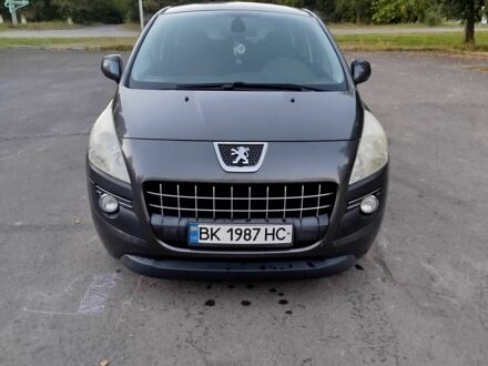 Сірий Пежо 3008, об'ємом двигуна 1.6 л та пробігом 268 тис. км за 7750 $, фото 1 на Automoto.ua
