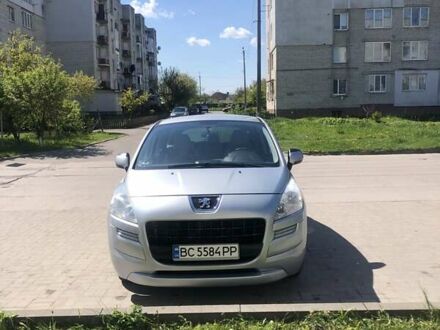 Пежо 3008 2010 в Радехове на Automoto.ua Серый Пежо 3008, объемом двигателя 0 л и пробегом 190 тыс. км за 8500 $, фото 1 на Automoto.ua